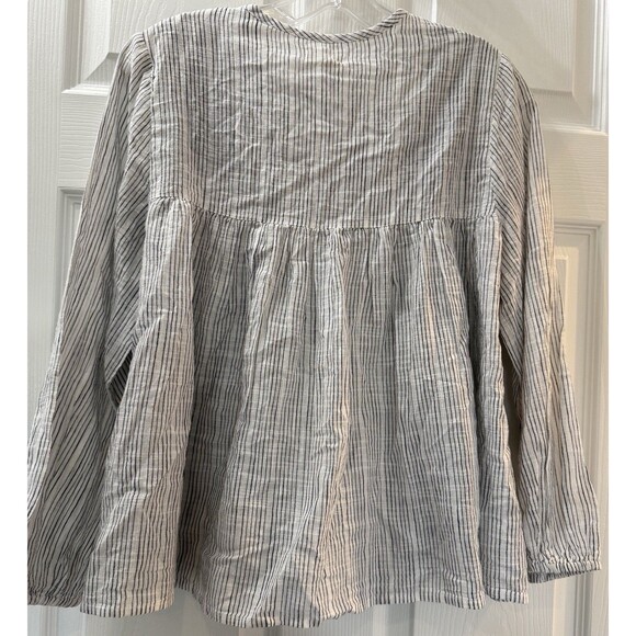 World Market Top Size S/M Black White Long Sleeve Striped Babydoll Peasant NWT - Picture 2 of 8